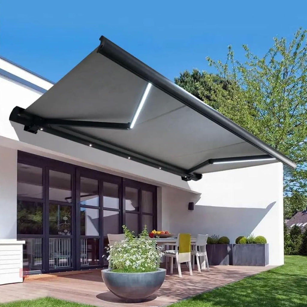 Store banne rétractable électrique pour terrasse